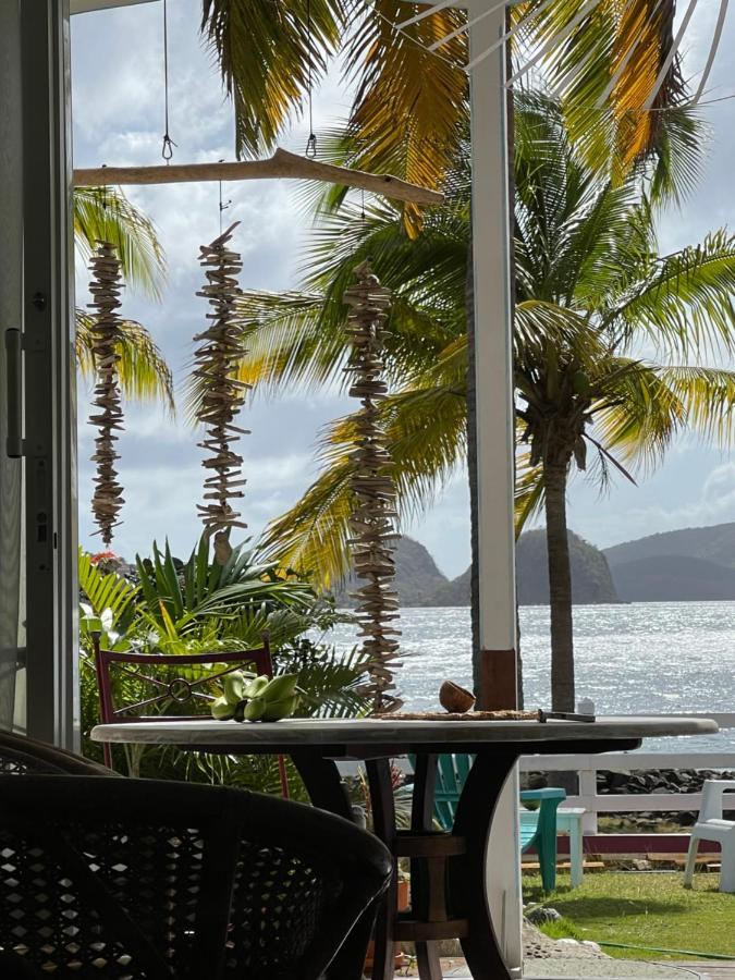 Blue Lagoon, Cottage Les Pieds Dans L Eau テール・ド・オー エクステリア 写真